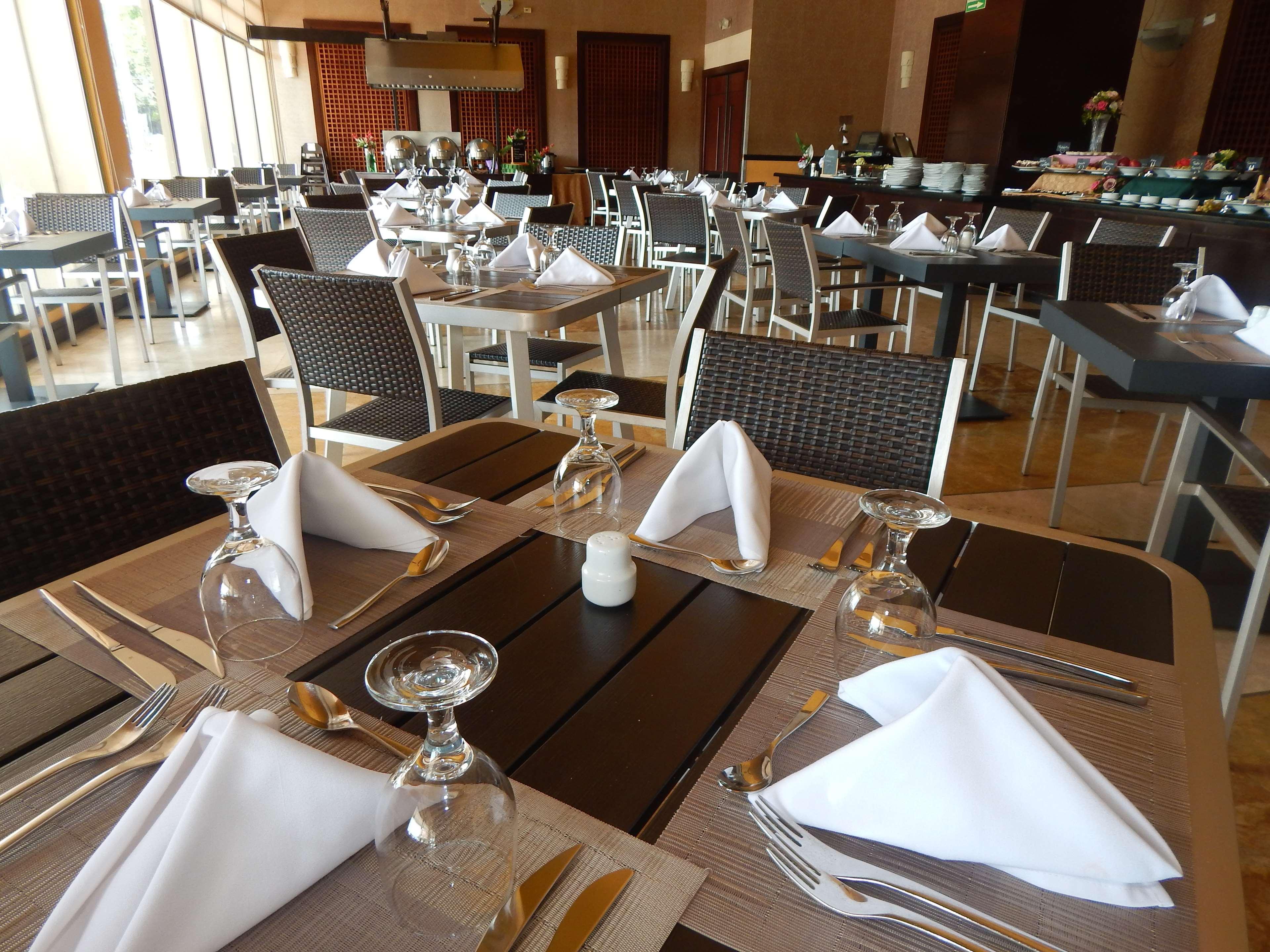 Radisson Colon 2,000 Hotel & Casino Kültér fotó