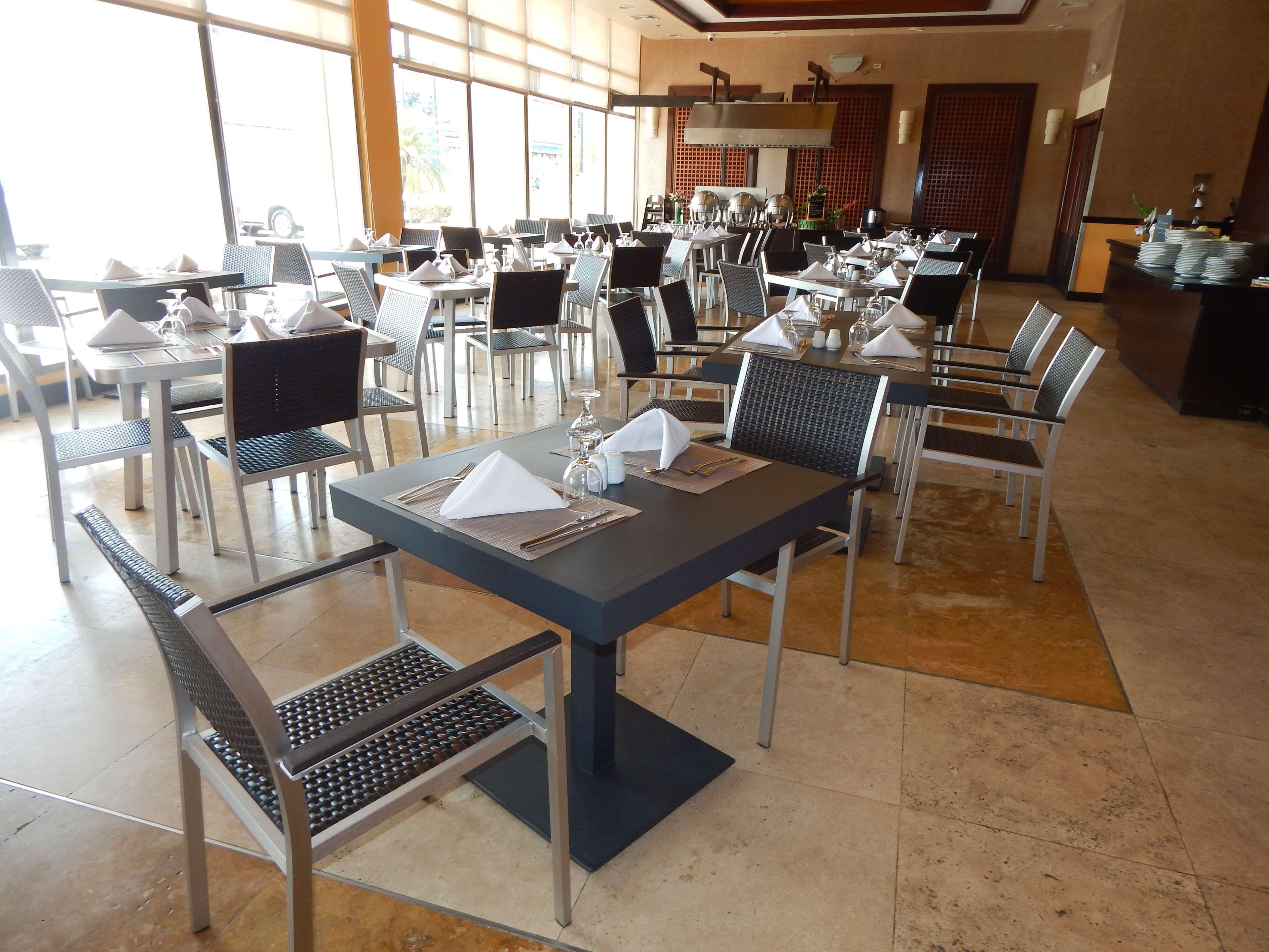Radisson Colon 2,000 Hotel & Casino Kültér fotó